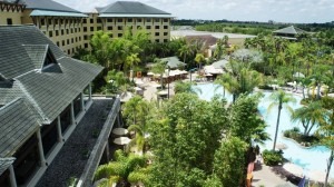 Loews Royal Pacific Resort pool at Universal Orlando