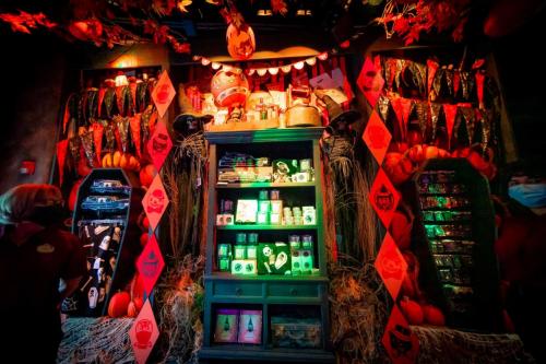 All Hallows Eve Boutique 2021 at Islands of Adventure