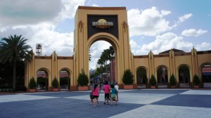 Walk from Universal Studios Florida to Hard Rock Hotel